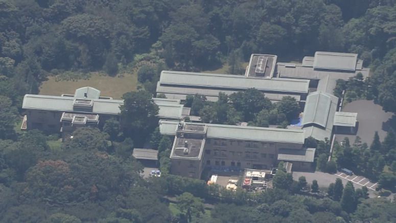 Imperial family to move to Palace in September
