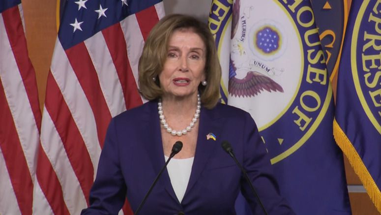 Pelosi arrives in Japan