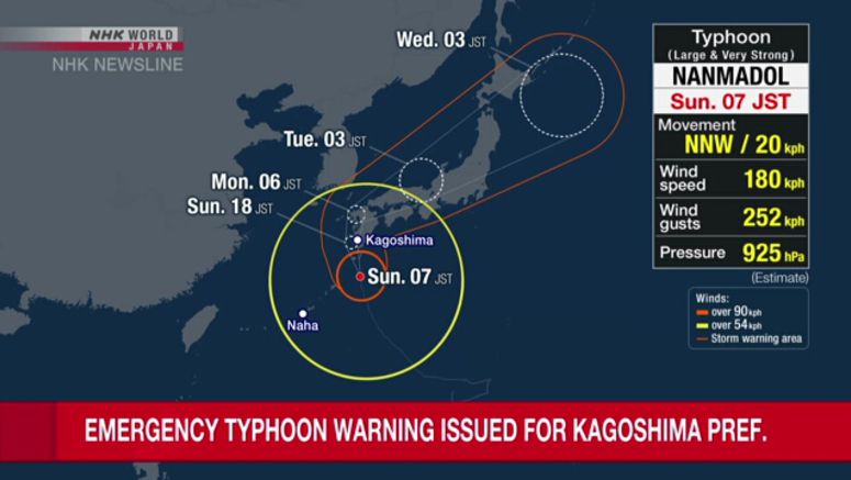 Typhoon Nanmadol approaching southwestern Japan Typhoon Nanmadol approaching southwestern Japan