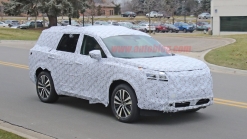 2021 Nissan Pathfinder three-row crossover spied for the first time