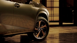 Lexus' NX Bronze Edition And UX Blue Edition For Japan Look The Part