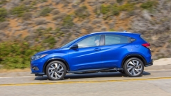 2020 Honda HR-V Reviews | Prices, features, specs and photos