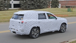 2021 Nissan Pathfinder three-row crossover spied for the first time