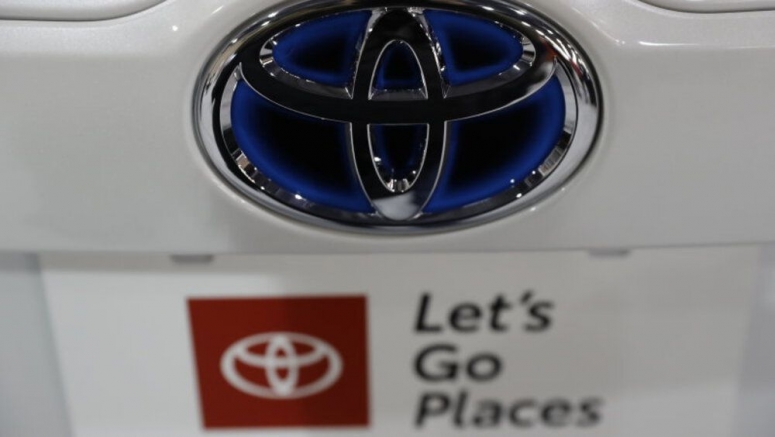 Toyota plans to reopen factories on April 20