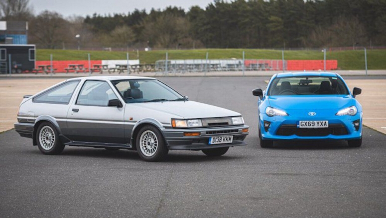 1987 Toyota AE86 and a 2020 Toyota 86 seek the Toyota Parallel Pomeroy Trophy in England