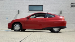 2000 Honda Insight with 5,400 miles on Bring a Trailer