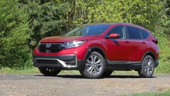 2020 Honda CR-V Hybrid Second Drive | Fuel economy, real-world mpg, interior space