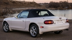 Get Ready For Summer With This 20 Year Old, 1,200 Mile Mazda MX-5 Miata