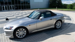 1k-mile Honda S2000 up for auction on Bring a Trailer