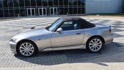 1k-mile Honda S2000 up for auction on Bring a Trailer