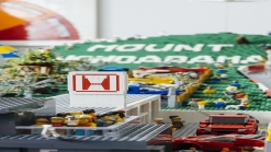 LEGO: Australia's Mount Panorama Circuit Recreated Using 150,000 Bricks With A Honda Twist