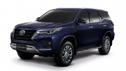 2021 Toyota Fortuner: Hilux's 7-Seater SUV Sibling Gets A Facelift Too