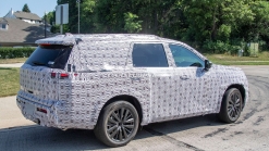 2022 Nissan Pathfinder Shows Big Infotainment Screen In Its Spy Debut