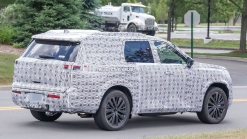 2022 Nissan Pathfinder Shows Big Infotainment Screen In Its Spy Debut