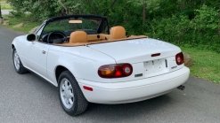 Hurry Up And Bid On This 15k Mile 1993 Mazda MX-5 Miata