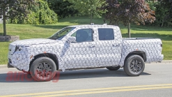 2021 Nissan Frontier captured in new spy photos