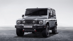 See The New Ineos Grenadier Next To Classic Toyota FJ40, Willys Jeep And Mercedes G-Class