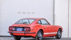 Low-Mileage, Fully Restored 1971 Datsun 240Z Goes For Six Figures