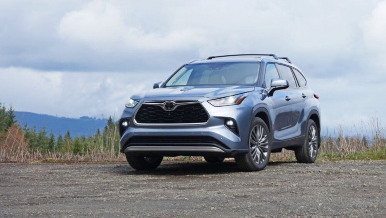 2020 Toyota Highlander recalled for airbag fault 2020 Toyota Highlander recalled for airbag fault