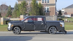 2022 Toyota Tundra spied with design changes aplenty