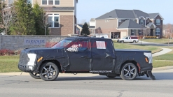 2022 Toyota Tundra spied with design changes aplenty