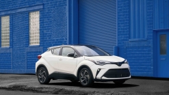 2021 Toyota C-HR gets Top Safety Pick award from IIHS