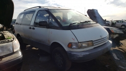 Junkyard Gem: 1992 Toyota Previa All-Trac with 5-Speed Manual Transmission