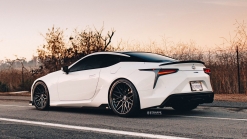 Lexus LC500 Looks Even Better With These ‘Carbon Fiber' Wheels