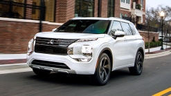2022 Mitsubishi Outlander revealed with concept car looks, Nissan parts