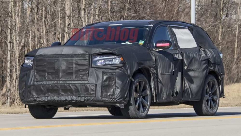 Next-generation Honda Pilot spy photos reveal Ridgeline-style fascia