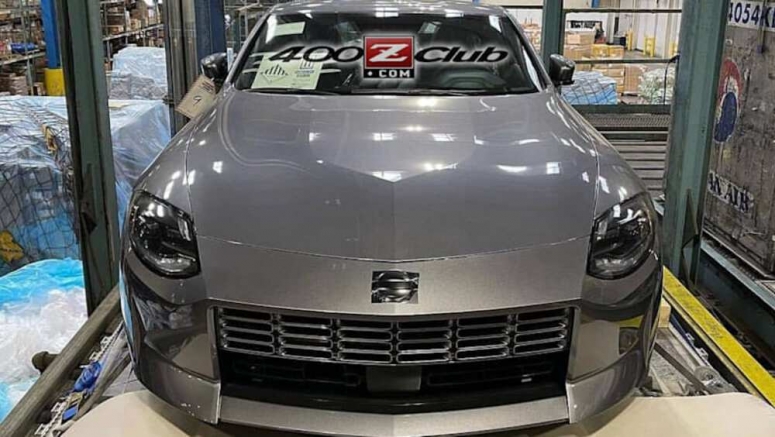 Nissan 400Z leaked images reveal the production sports car