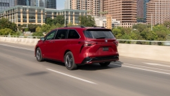 2021 Toyota Sienna XSE Road Test Review | It's the 'sporty' one