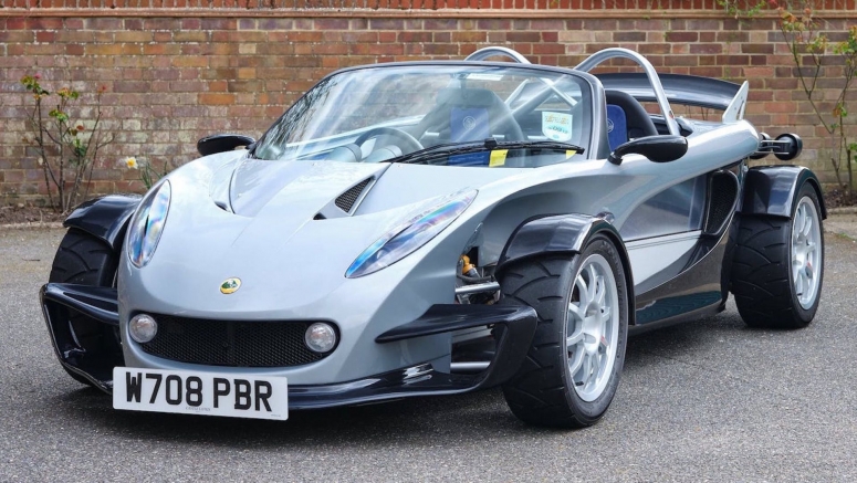 The Lotus 340R was the Elise's LSD-Fuelled Trackday Brother