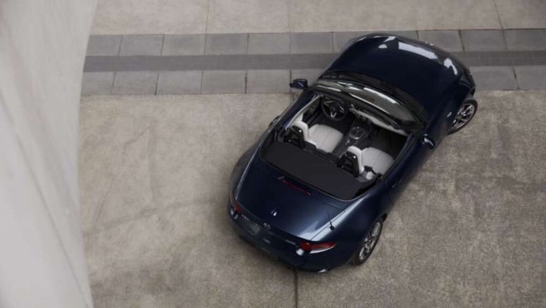 Mazda will electrify the Miata by 2030 while keeping its lightweight DNA