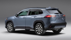 2022 Toyota Corolla Cross fills the small SUV gap between CH-R and RAV4