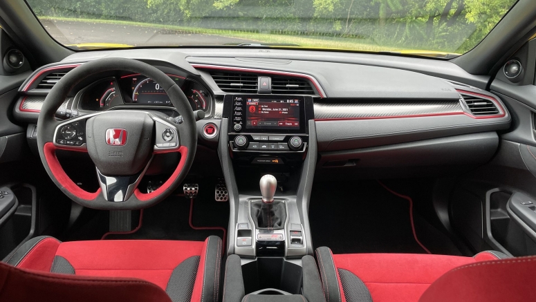 2021 Honda Civic Type R Limited Edition Road Test | The farewell drive