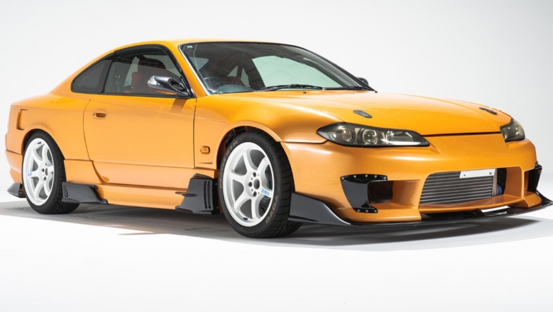 Go Drifting With This Lamborghini Orange Nissan Silvia From Japan
