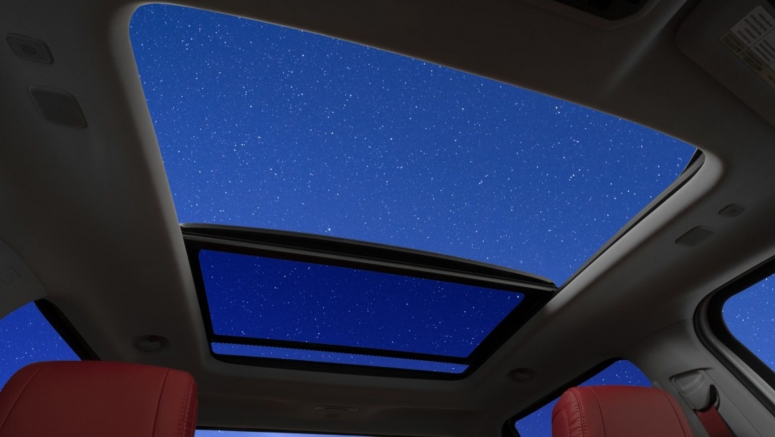 Toyota teases 2022 Tundra's panoramic moonroof