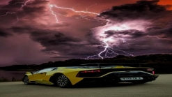 Honda Civic Tries Hard To Pass For A Lamborghini Aventador SVJ