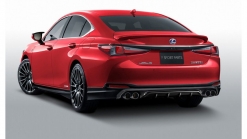 TRD Dresses Up The Facelifted 2022 Lexus ES