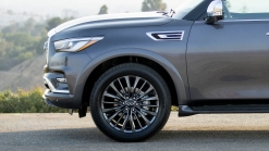 2022 Infiniti QX80 Gains An Updated Interior With New 12.3-Inch Infotainment System
