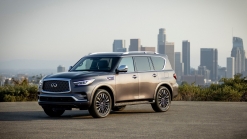 2022 Infiniti QX80 Gains An Updated Interior With New 12.3-Inch Infotainment System
