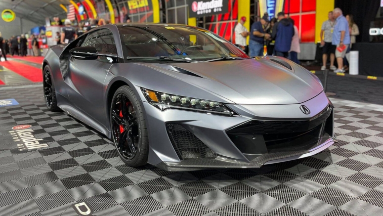 First 2022 Acura NSX Type S Sells For $1.1 Million At Monterey Auction