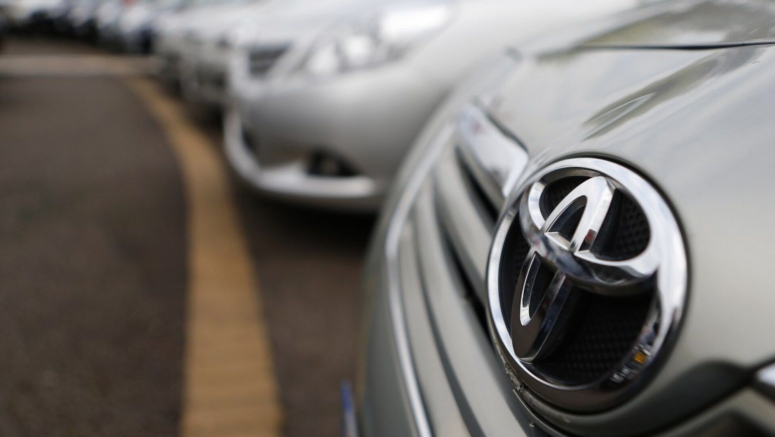 Toyota cuts November output, plans to crank up production in December
