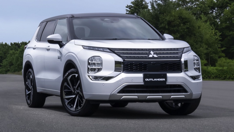 2023 Mitsubishi Outlander PHEV shown, full details coming October 28