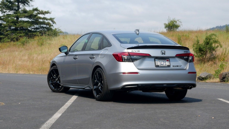 Honda lowers vehicle sales and profit forecast due to chip shortage