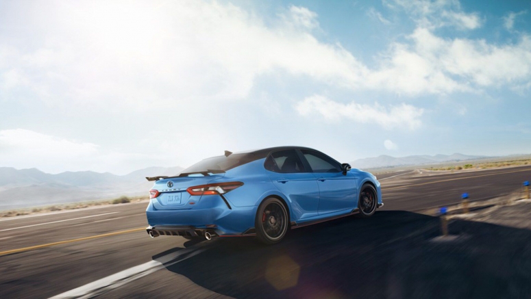2022 Toyota Camry adds Nightshade trim to Hybrid range