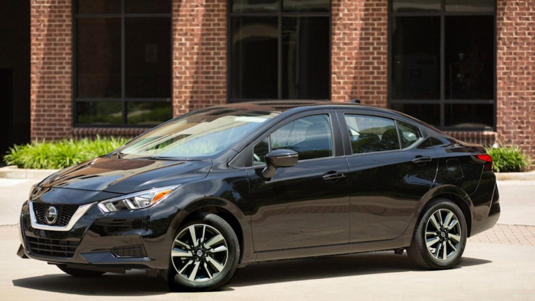 2022 Nissan Versa starts at $16,062, a $100 increase