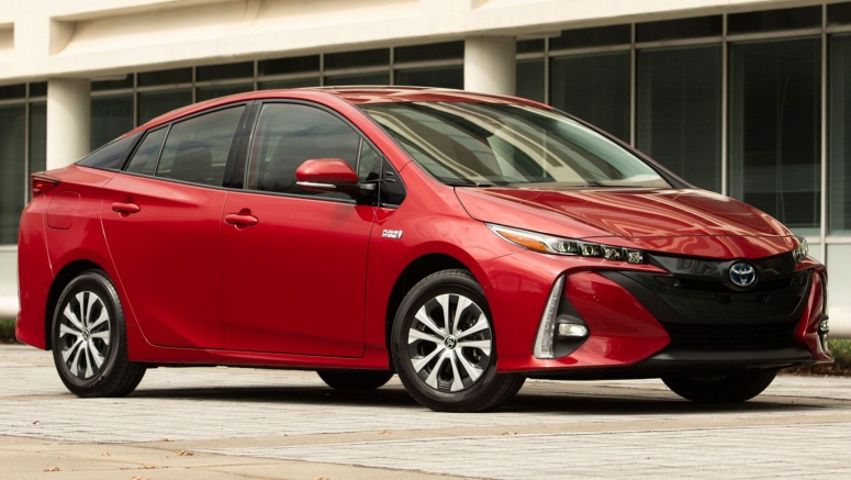 Toyota Hints At Redesigned Prius, Says Wait Until You See The Next One
