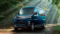 All-New Daihatsu Hijet Decuts In Japan, In Cargo, Truck And Atrai Van Forms